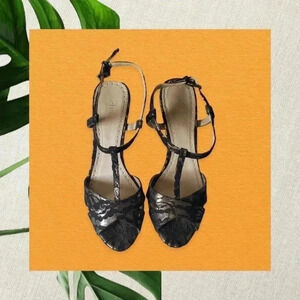 -Charles by Charles David lace high heel  size 8 blk/silver color